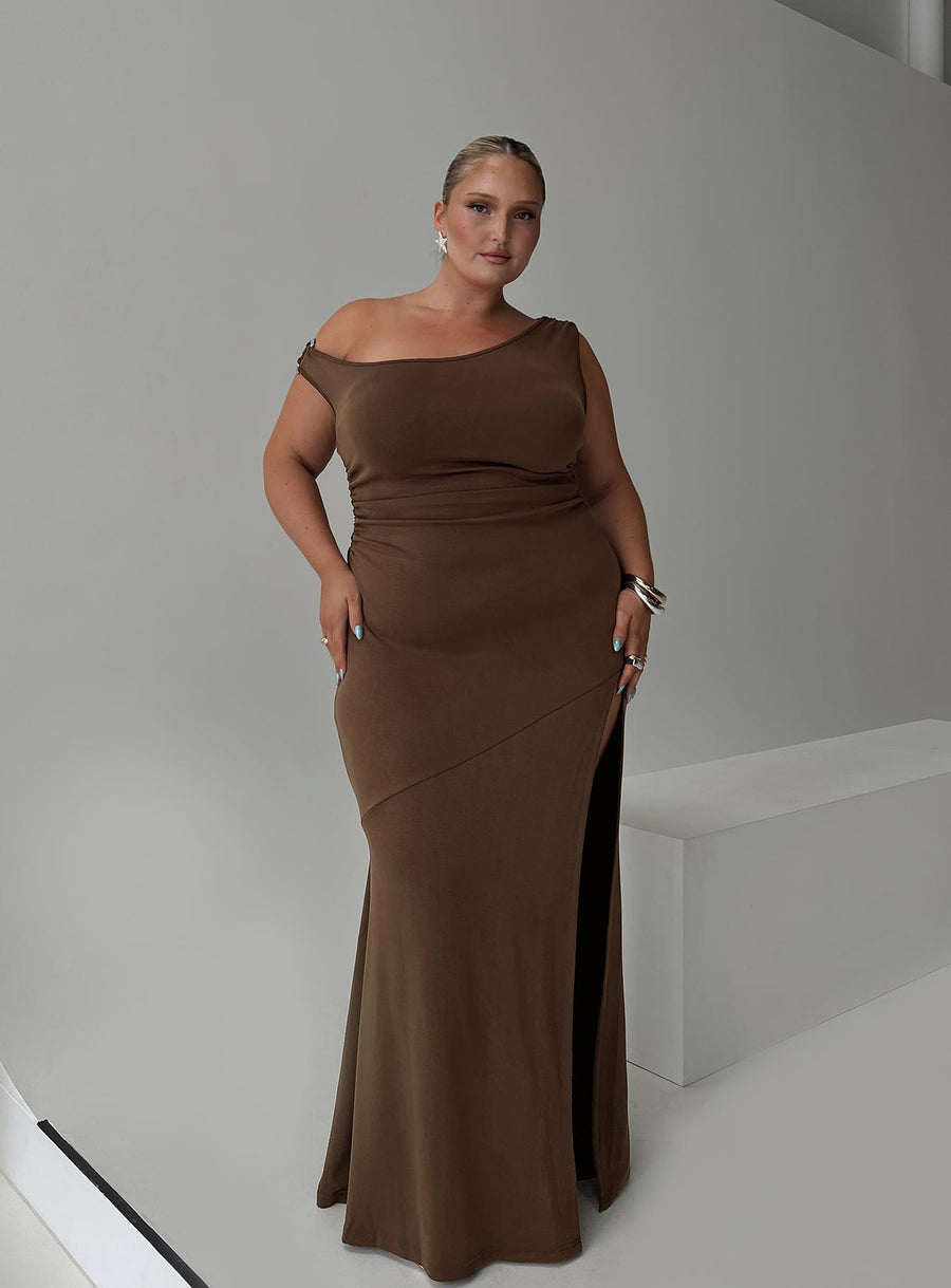 Rios One Shoulder Maxi Dress Brown Curve · photo 1