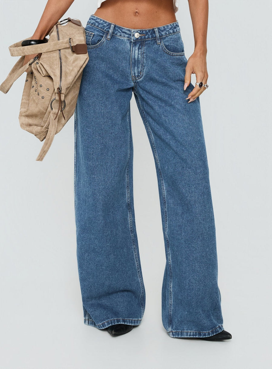 Ramos Low Rise Wide Leg Jeans Mid Blue Wash · photo 3