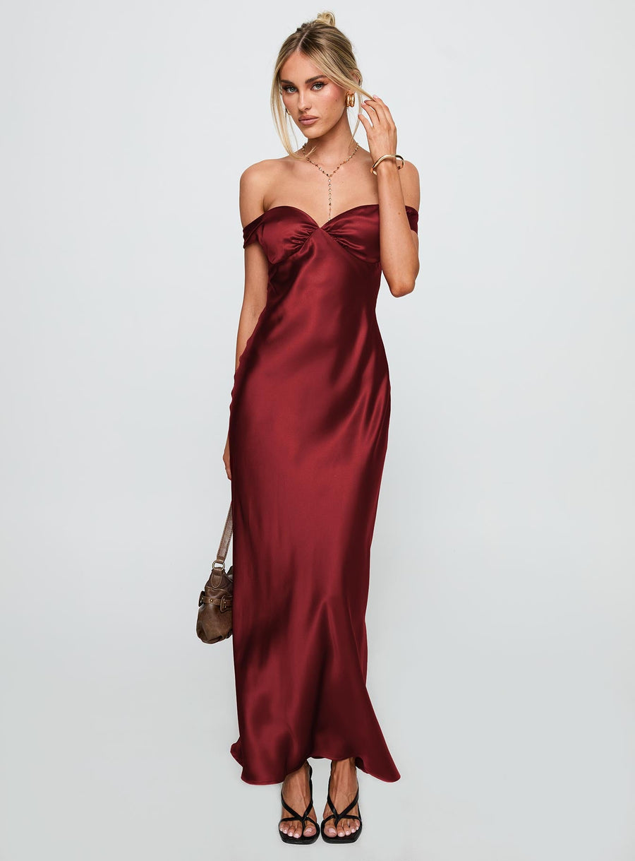 Heartthrobs Off The Shoulder Maxi Dress Red · photo 3