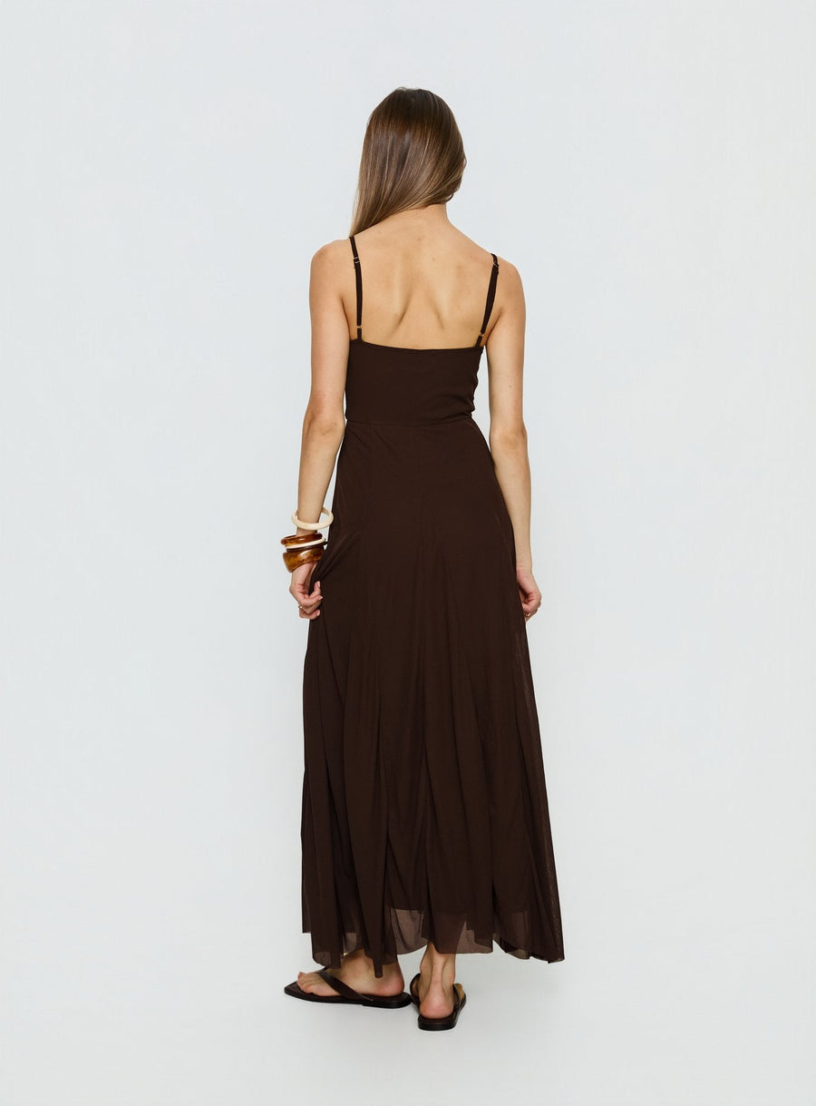 Janeira Pleat Maxi Dress Chocolate · photo 4