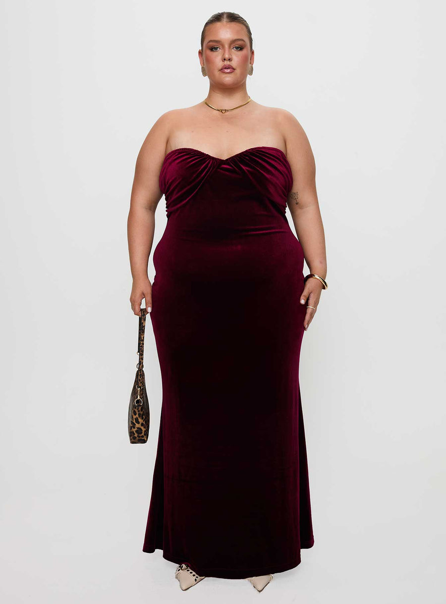 Irena Strapless Maxi Dress Burgundy Curve · photo 7