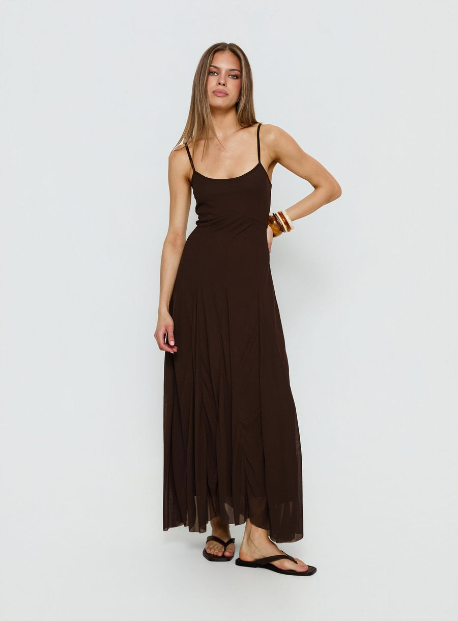 Janeira Pleat Maxi Dress Chocolate · photo 1
