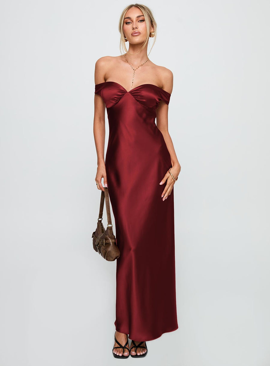 Heartthrobs Off The Shoulder Maxi Dress Red · photo 2