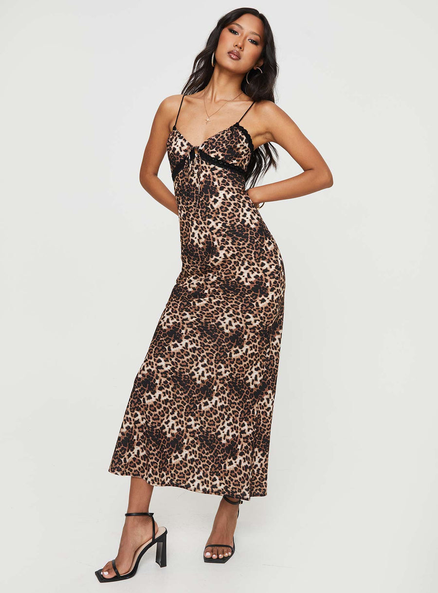 Emily Bias Cut Maxi Dress Leopard · photo 3