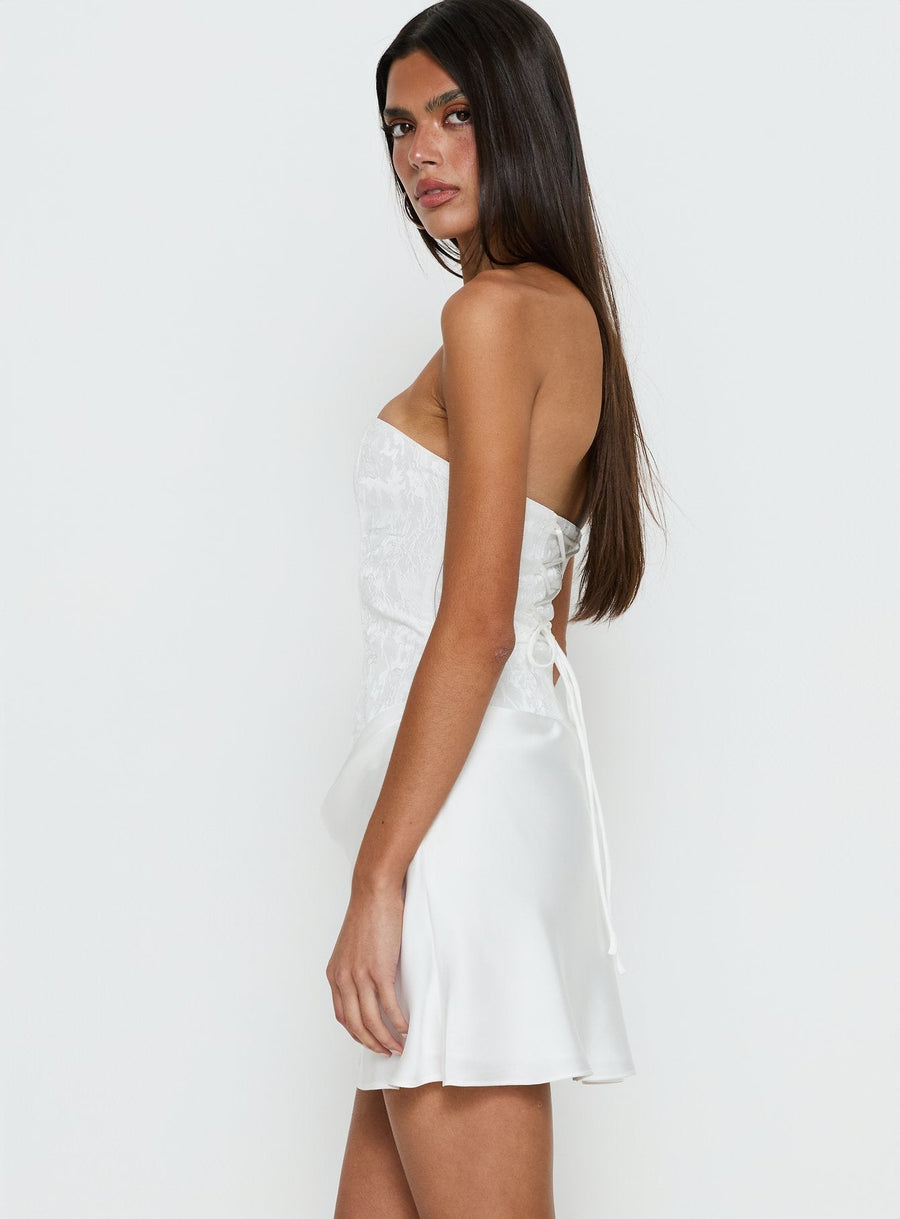 Jenevieve Strapless Drape Mini Dress White · photo 4