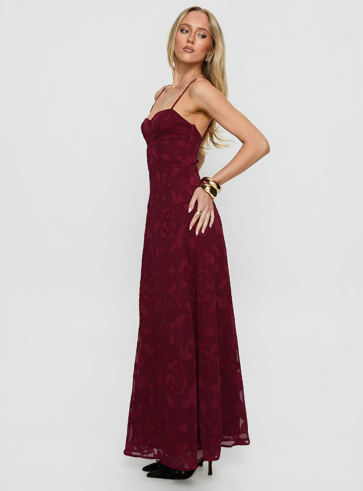 Leading Lady Sweetheart Maxi Dress Red Floral Burnout
