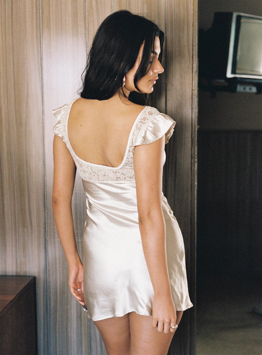 Ever After Mini Dress Cream · photo 4