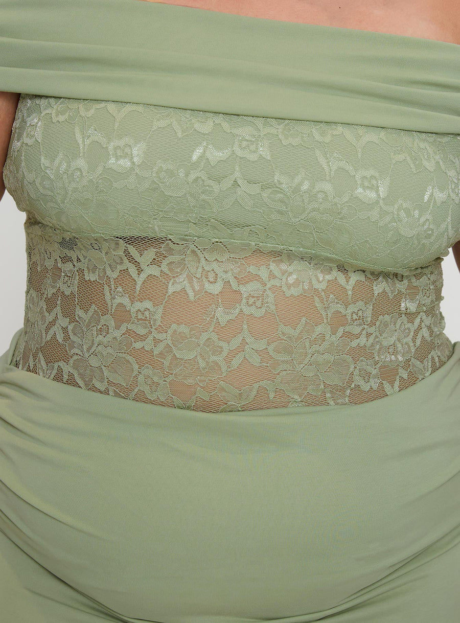 Gwendolen Off The Shoulder Maxi Dress Green Curve · photo 6