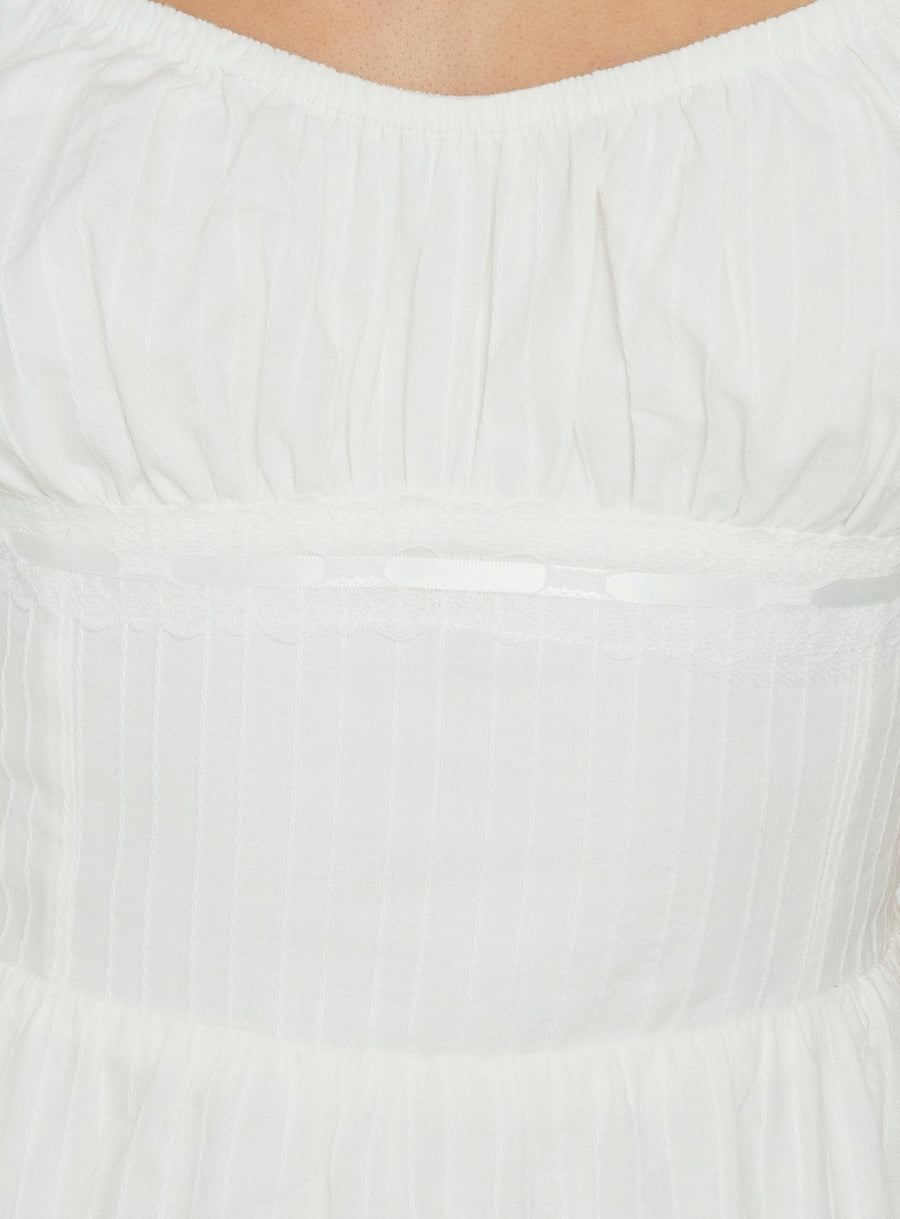 Garconne Textured Maxi Dress White · photo 6